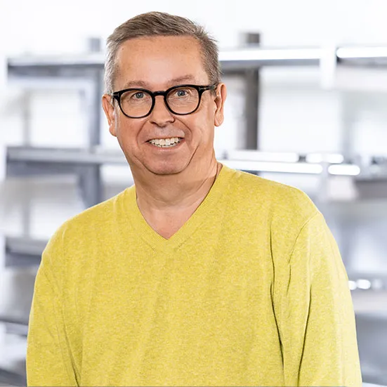 Rolf-Dieter Finger – Vertrieb bei der Jäckel + Co. Edelstahl Metalltechnik GmbH