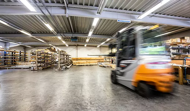 Logistikmanagement bei der Jäckel + Co. Edelstahl Metalltechnik GmbH in Essen
